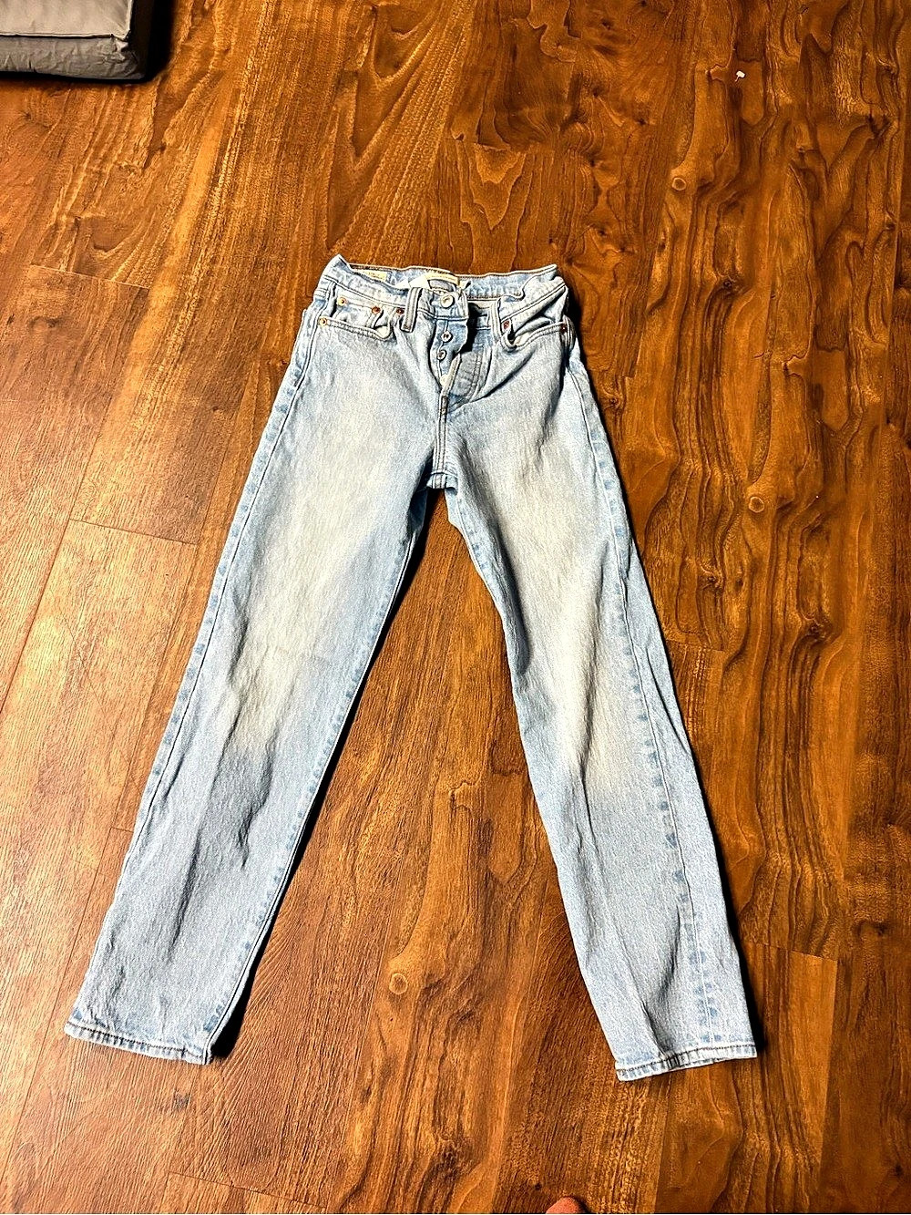 Levi's Premium Wedgie Straight Jeans Bridgeberry Light Wash 23x28